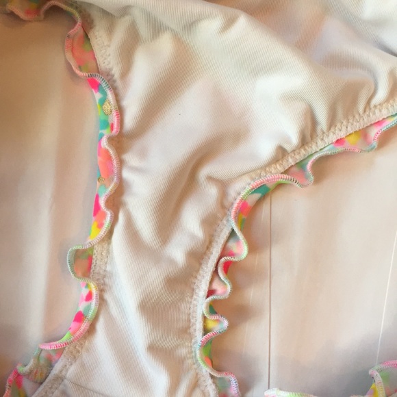 Bikini Victoria’s Secret 34/small bottoms - Picture 4 of 5